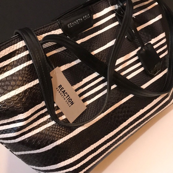 ✨HOST PICK black travel bag striped carry on Kenneth Cole  NWT Tote handbag - Picture 6 of 7